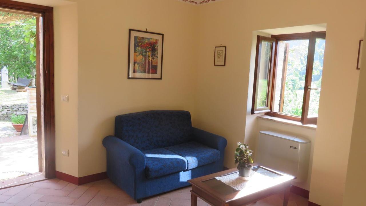 פרנטילו Agriturismo I Melograni מראה חיצוני תמונה